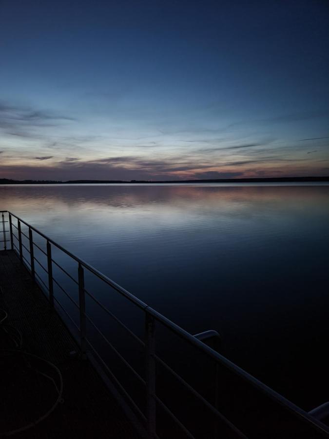 Schwimmende Ferienwohnung Sundowner Elsterheide Dış mekan fotoğraf