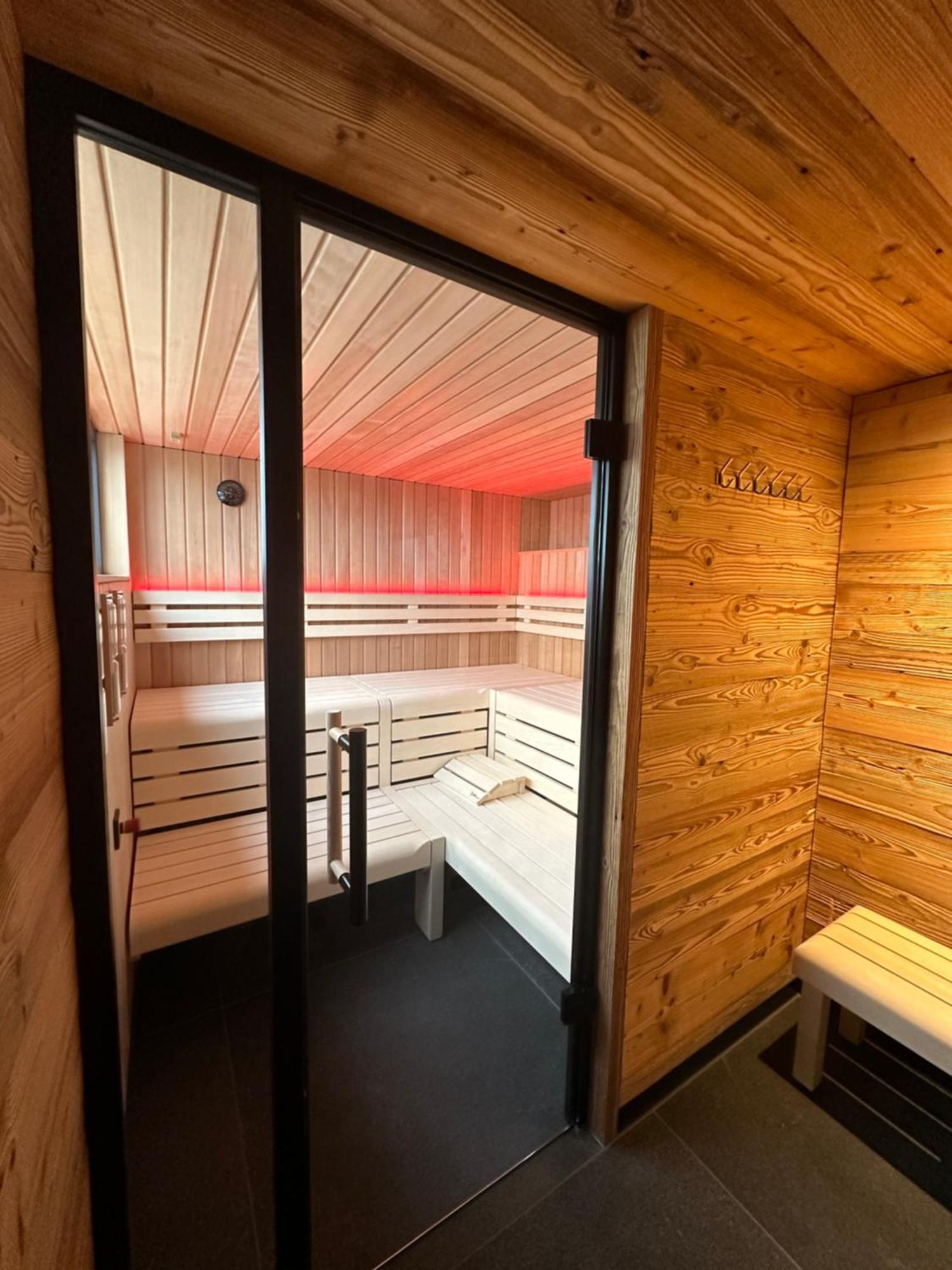Schwimmende Ferienwohnung Sundowner Elsterheide Dış mekan fotoğraf